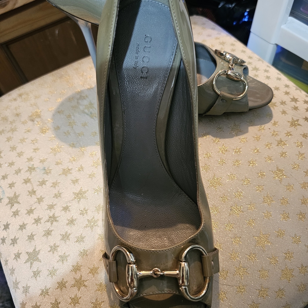 Authentic GUCCI Stiletto Pumps